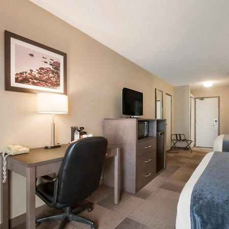 Best Western St Catharines Hotel & Conference Centre Saint Catharines Экстерьер фото