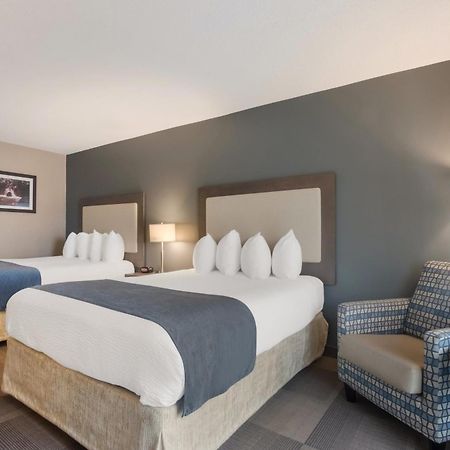Best Western St Catharines Hotel & Conference Centre Saint Catharines Экстерьер фото