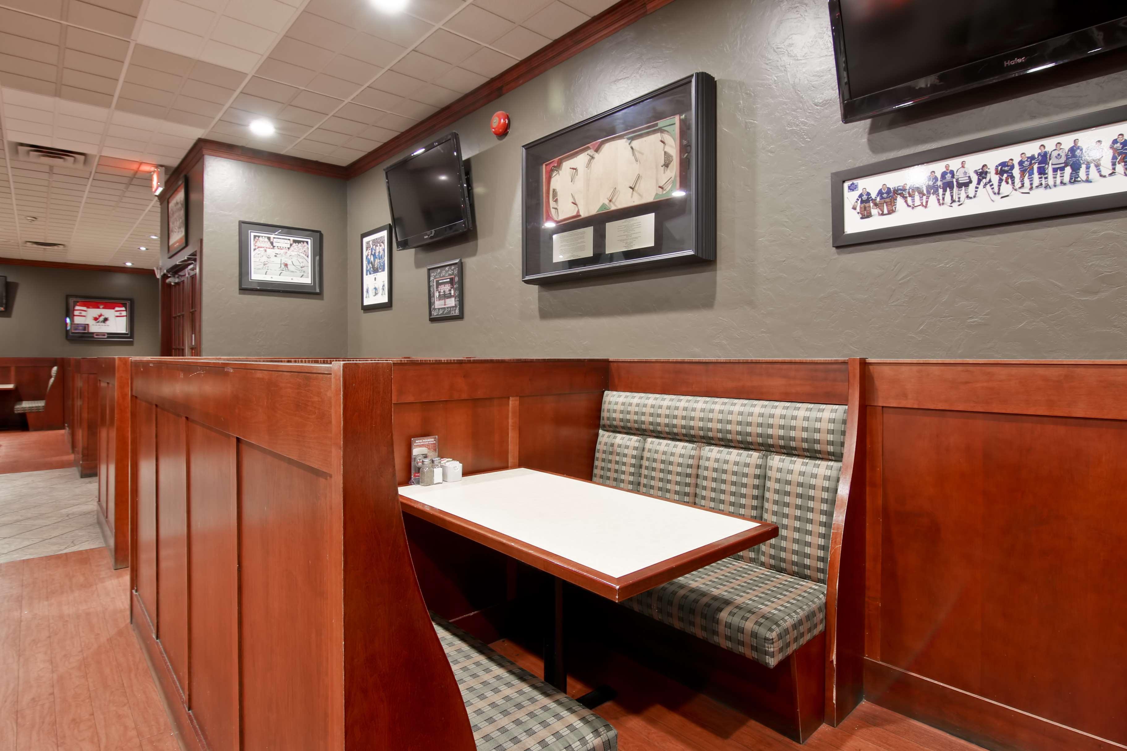 Best Western St Catharines Hotel & Conference Centre Saint Catharines Экстерьер фото