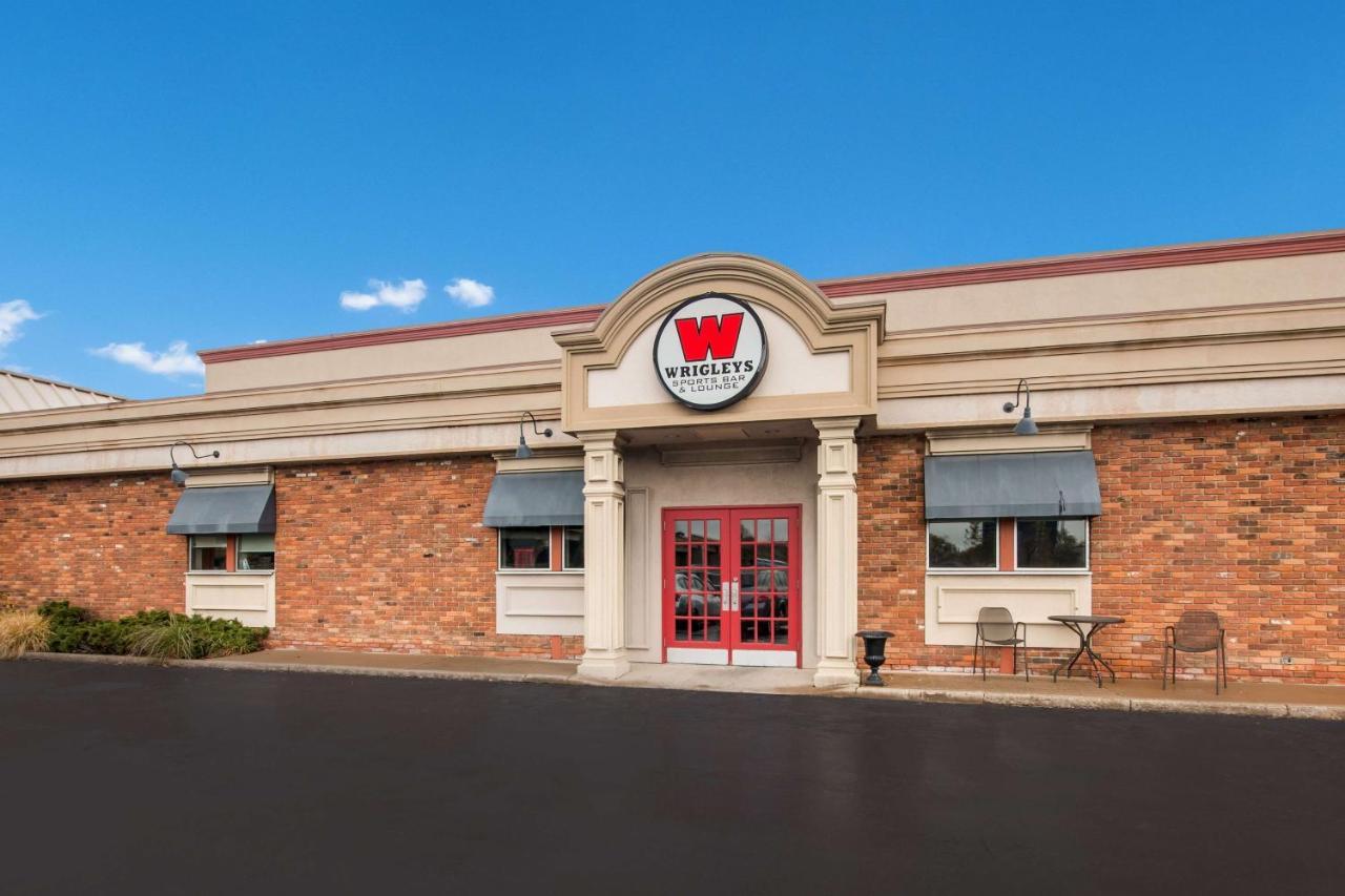 Best Western St Catharines Hotel & Conference Centre Saint Catharines Экстерьер фото