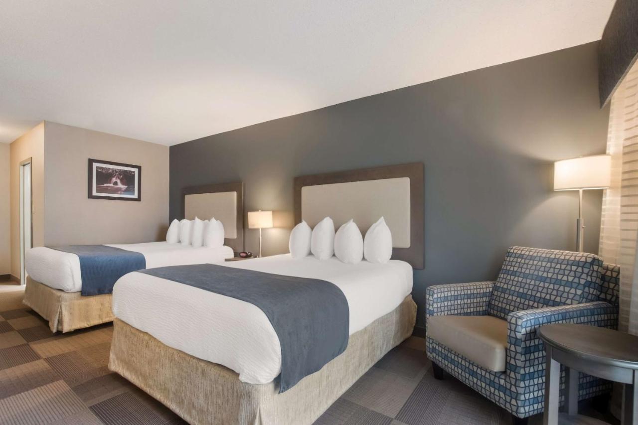 Best Western St Catharines Hotel & Conference Centre Saint Catharines Экстерьер фото