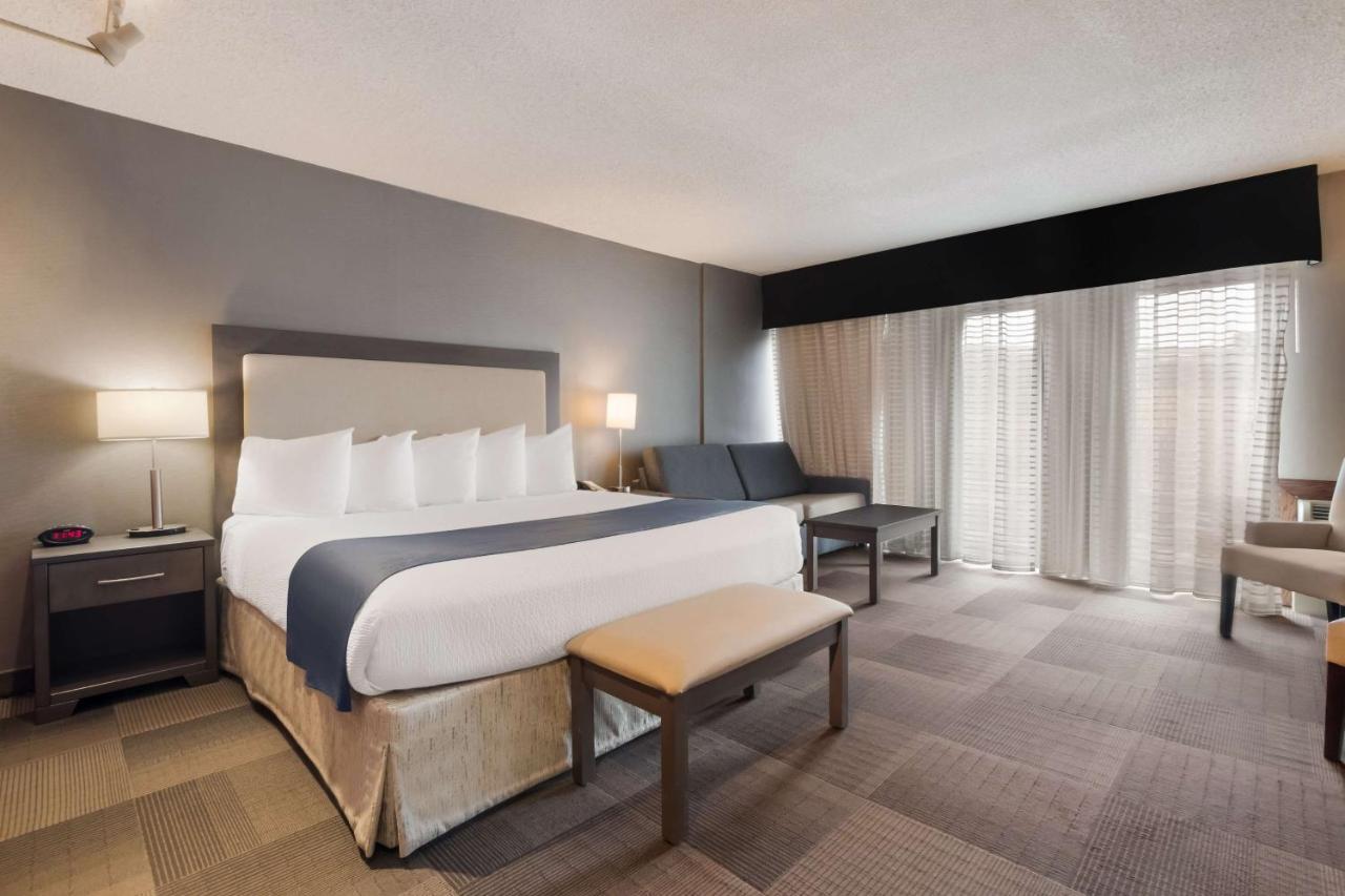 Best Western St Catharines Hotel & Conference Centre Saint Catharines Экстерьер фото