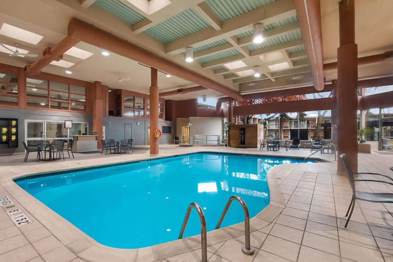 Best Western St Catharines Hotel & Conference Centre Saint Catharines Экстерьер фото