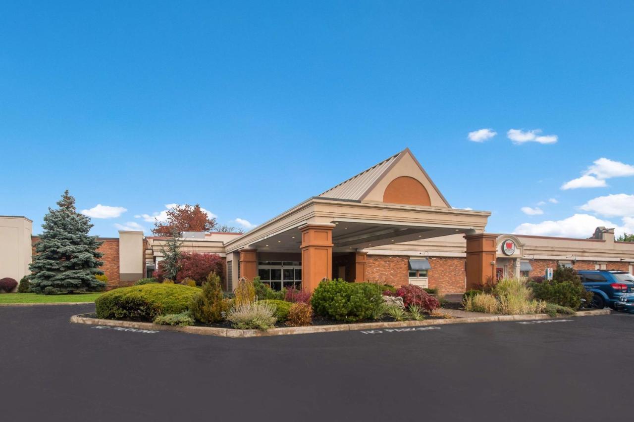 Best Western St Catharines Hotel & Conference Centre Saint Catharines Экстерьер фото