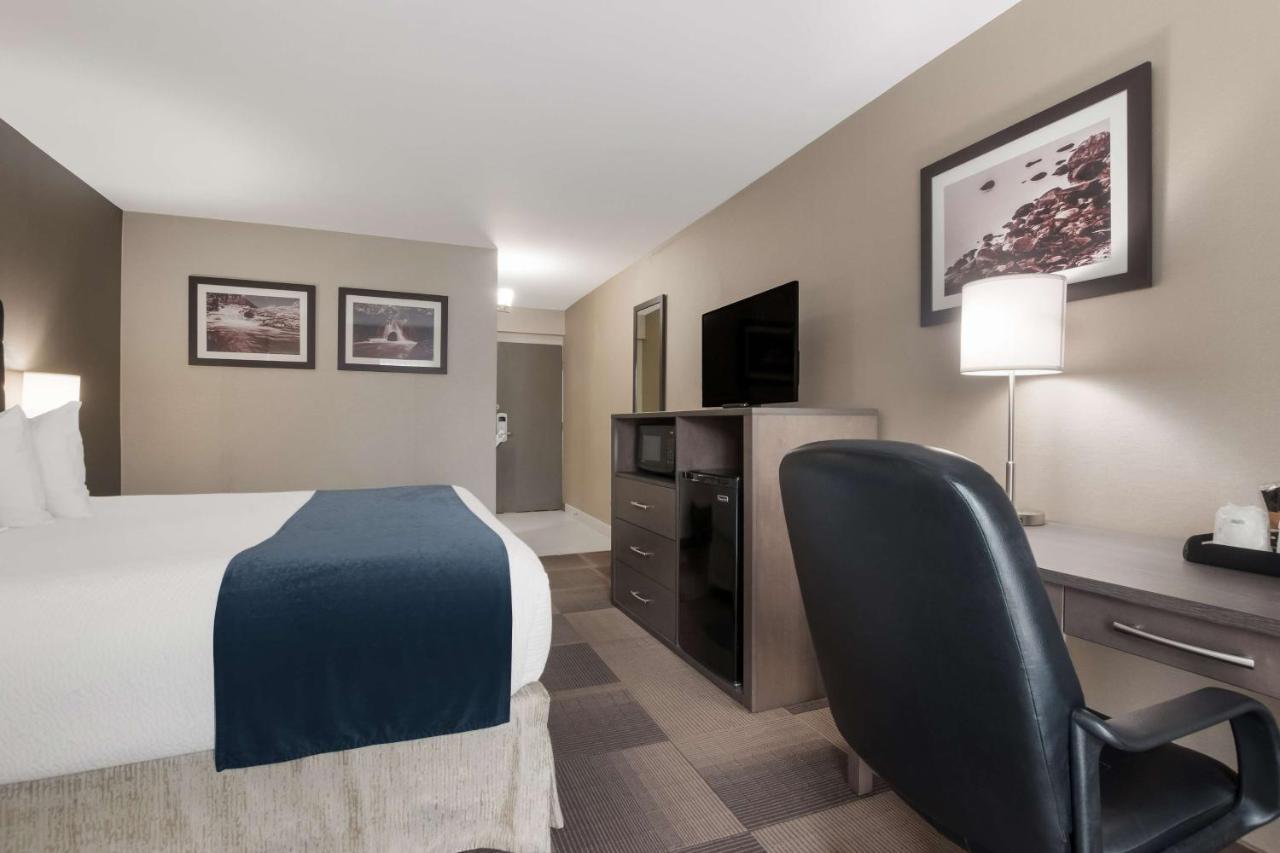 Best Western St Catharines Hotel & Conference Centre Saint Catharines Экстерьер фото